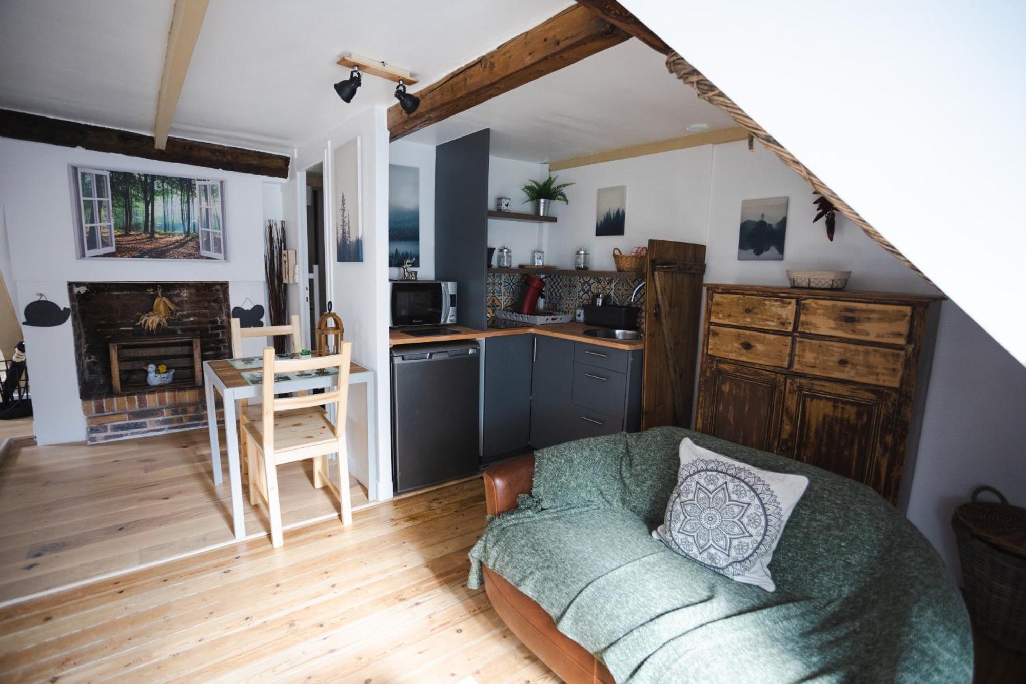 La Villa Au Petit Bonheur Honfleur Bagian luar foto