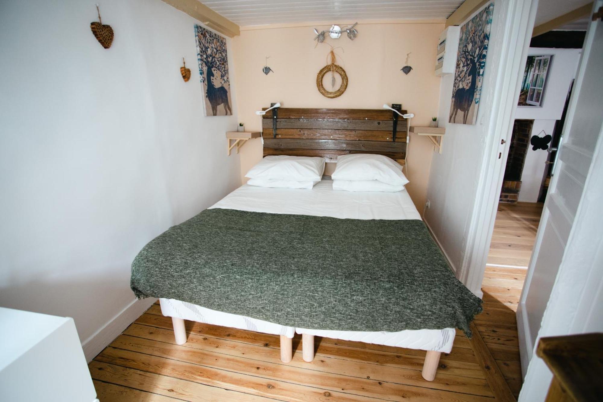 La Villa Au Petit Bonheur Honfleur Bagian luar foto